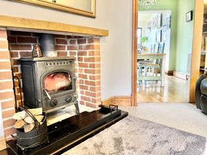 Photo 26- click for photo gallery